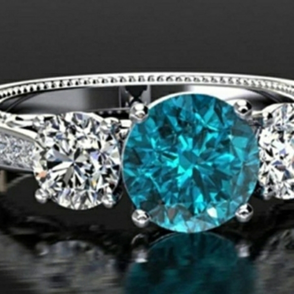 Aqua marine lab created sterling ring - Picture 2 of 2